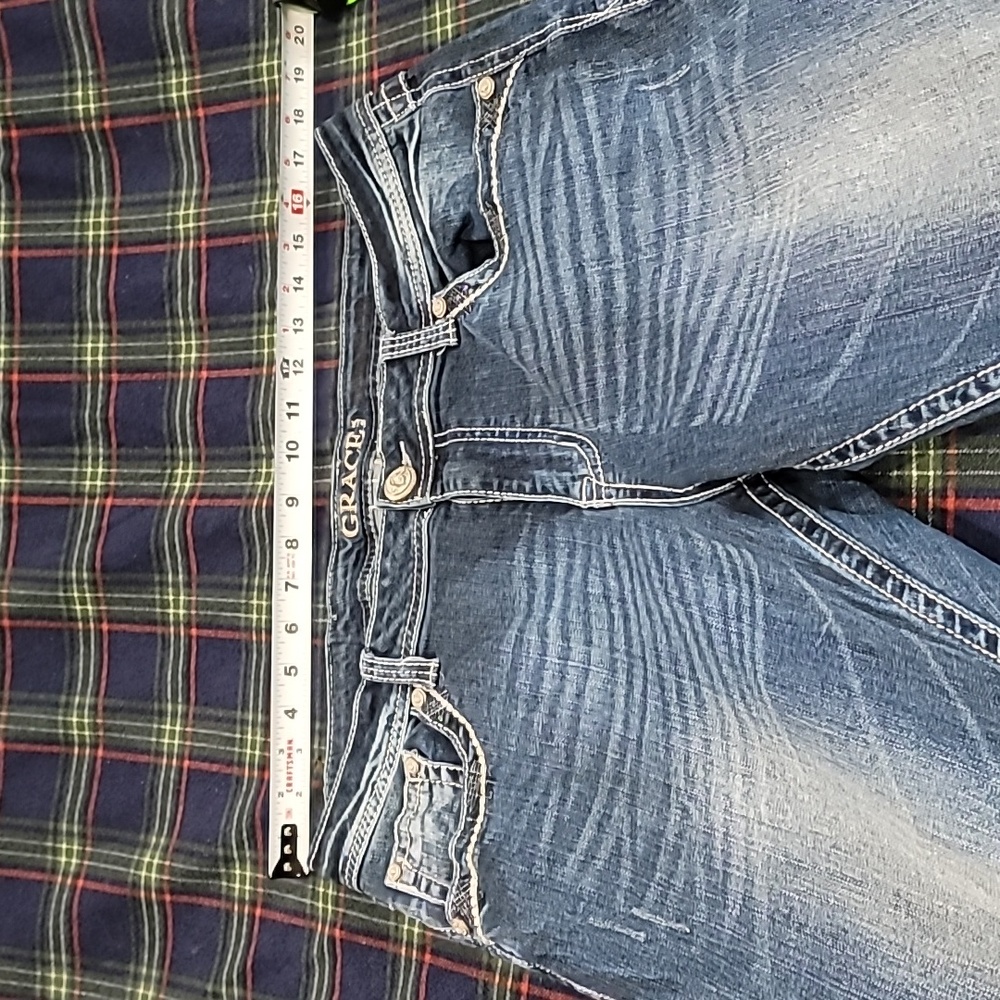Grace in La Jeans